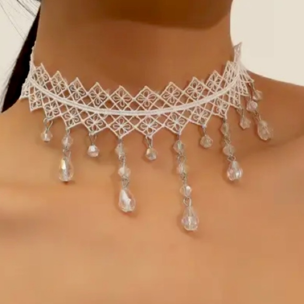 Gorgeous Lace Crystal Choker Necklace